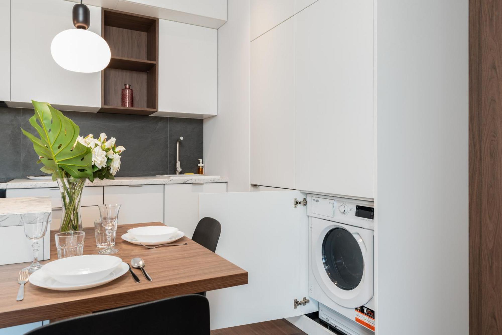 Stylish & Comfy Garbary Apartments With Parking By Noclegi Renters 포즈난 외부 사진