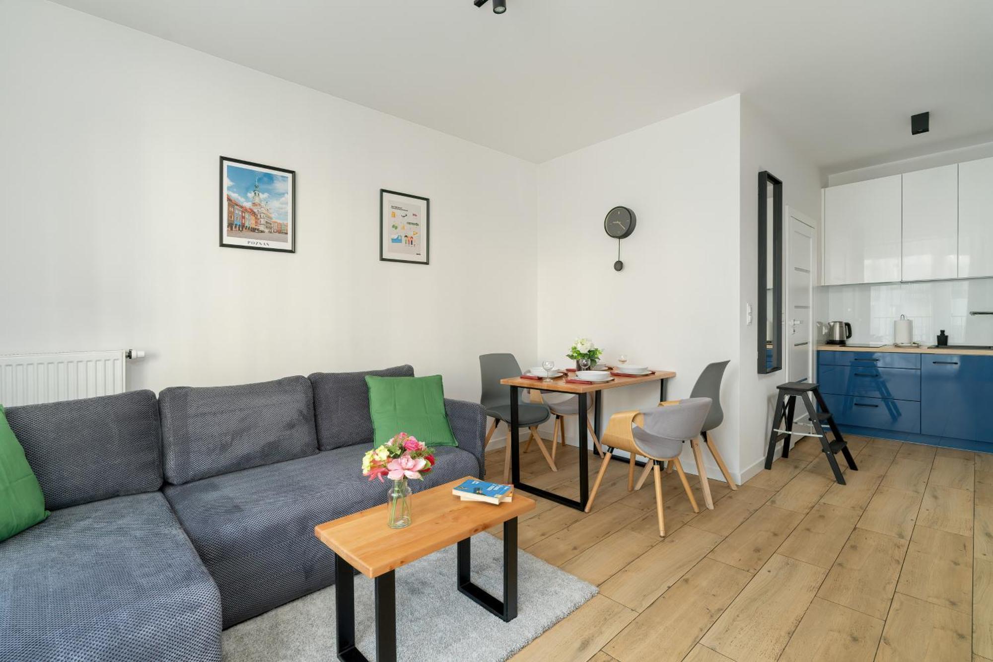 Stylish & Comfy Garbary Apartments With Parking By Noclegi Renters 포즈난 외부 사진