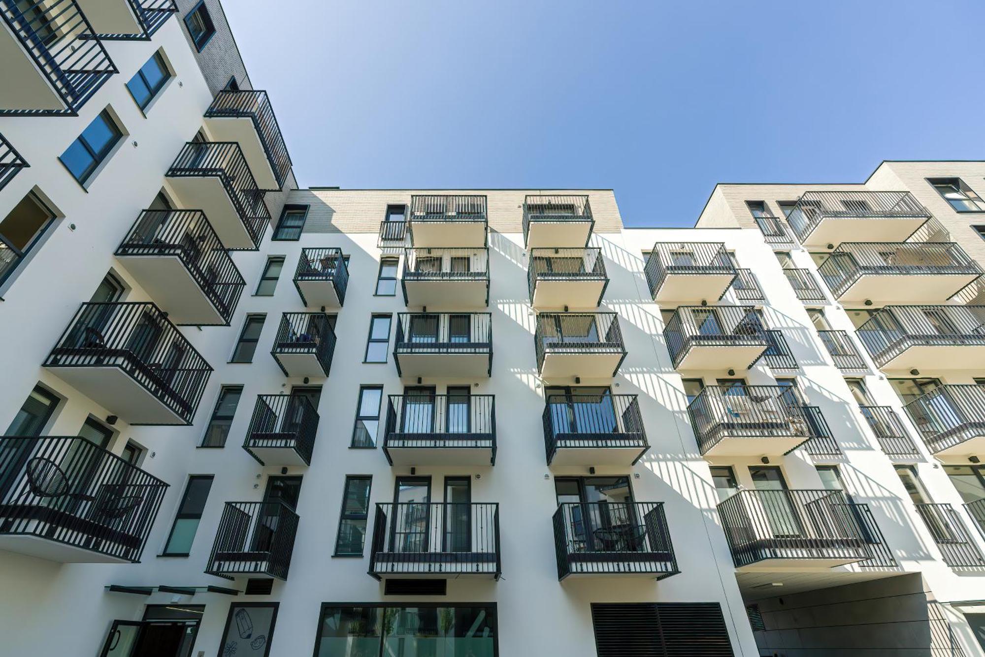Stylish & Comfy Garbary Apartments With Parking By Noclegi Renters 포즈난 외부 사진